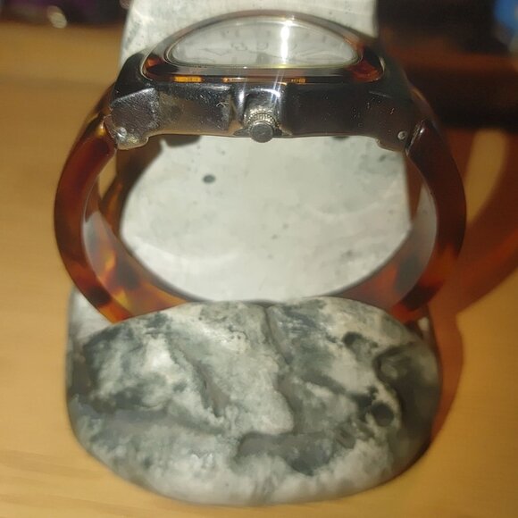 Watch Cuff Prestige Waltham Quartz Vintage Tortoiseshell  Stainless Steel Back - Picture 10 of 11